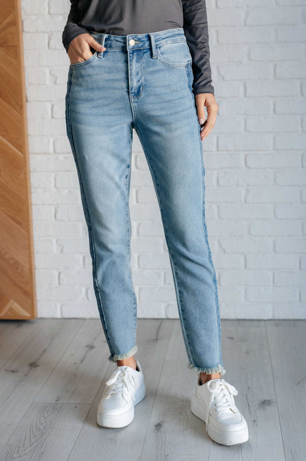 JUDY BLUE  Susan High Rise Side Panel Detail Slim Jeans